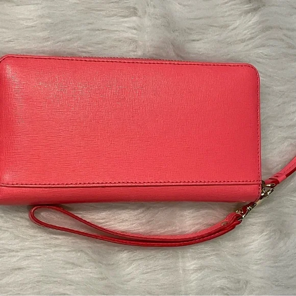 Dooney & Bourke 2 pc Saffiano Hobo & Wristlet - Picture 10 of 14